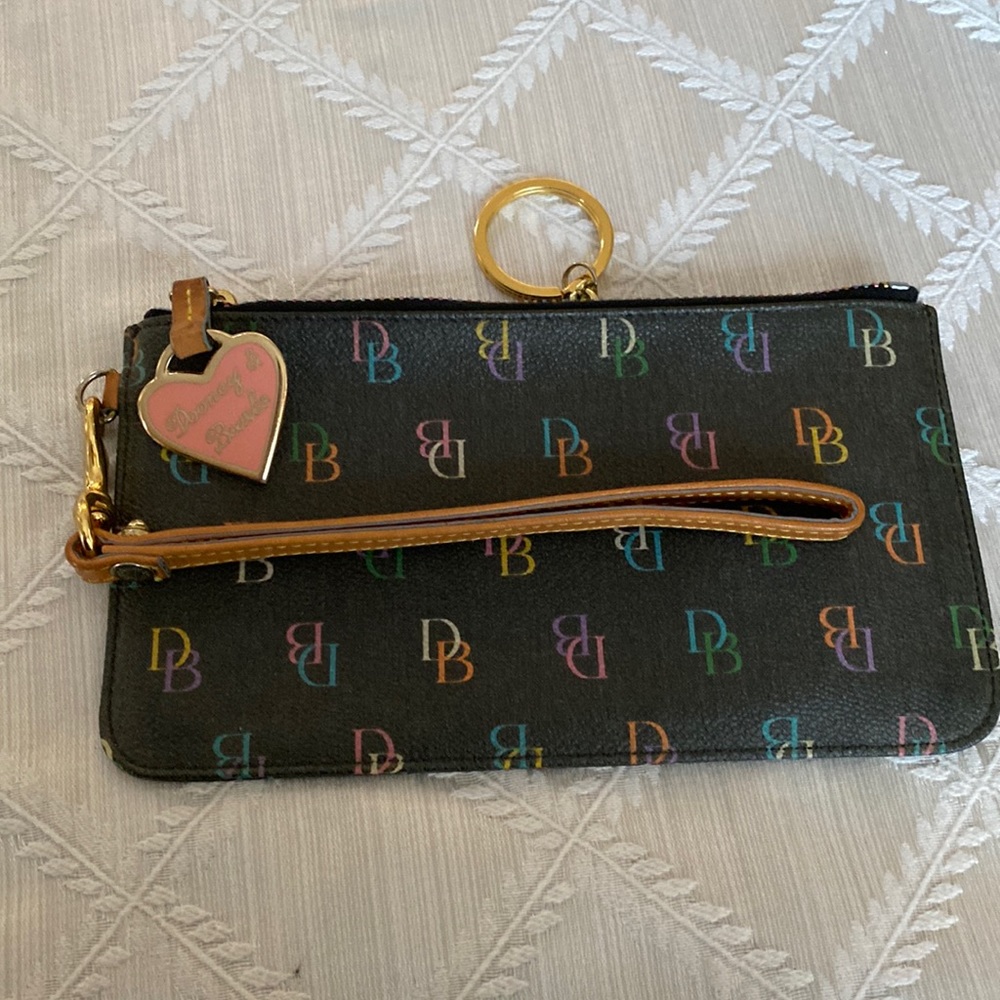 Dooney & Bourke wristlet